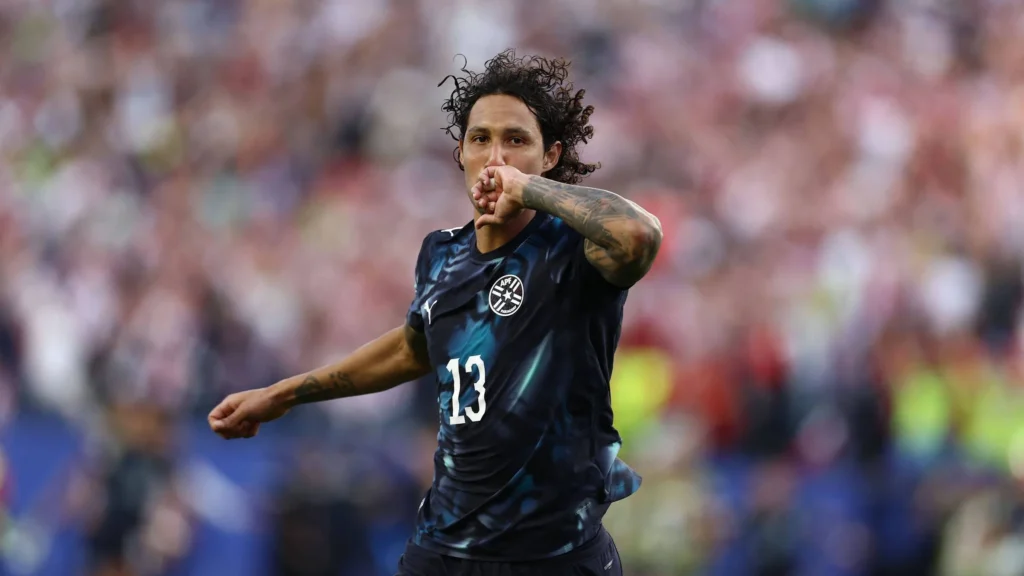 Canale, o zagueiro paraguaio que eliminou a Alemanha da Copa do Mundo